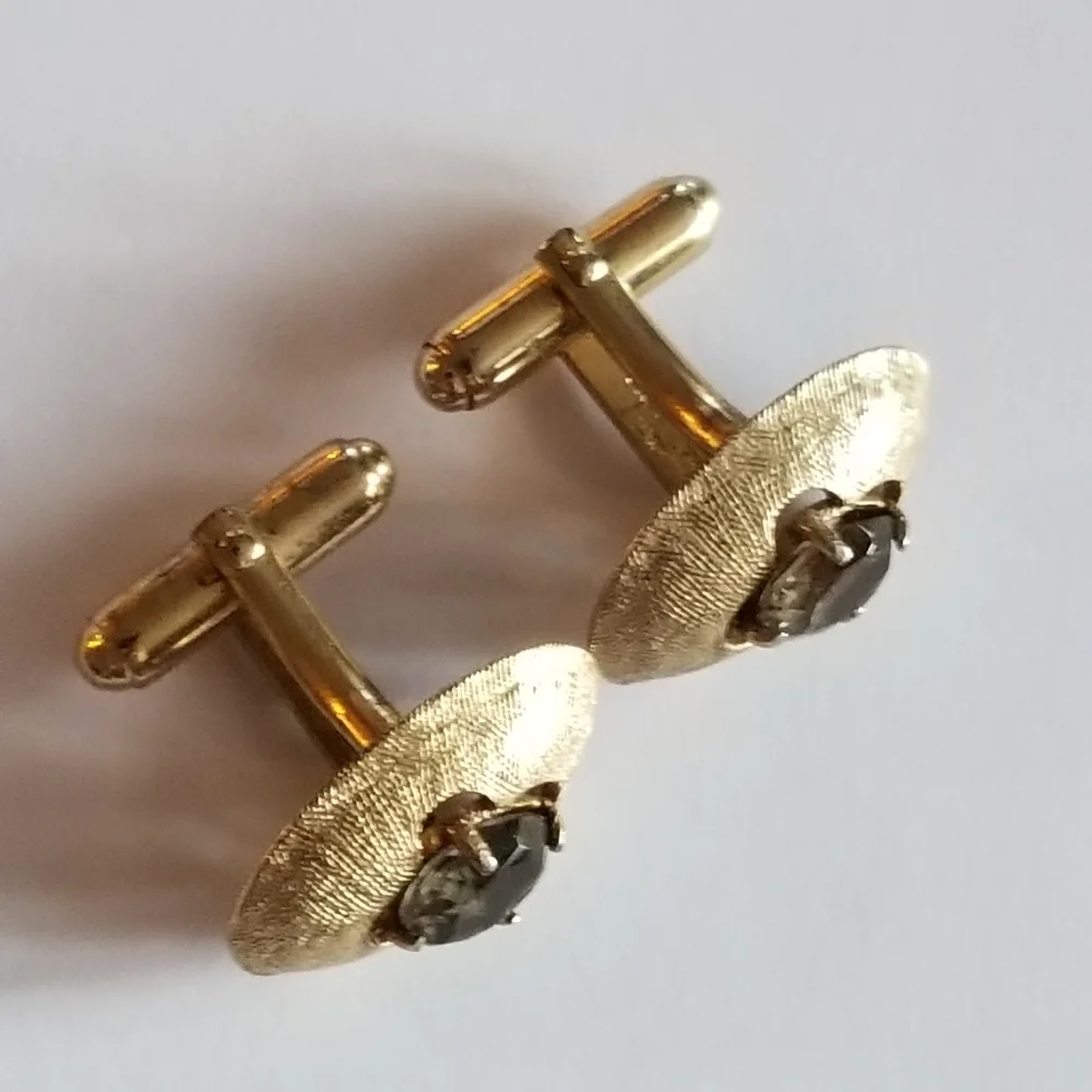 Vintage pair cufflinks